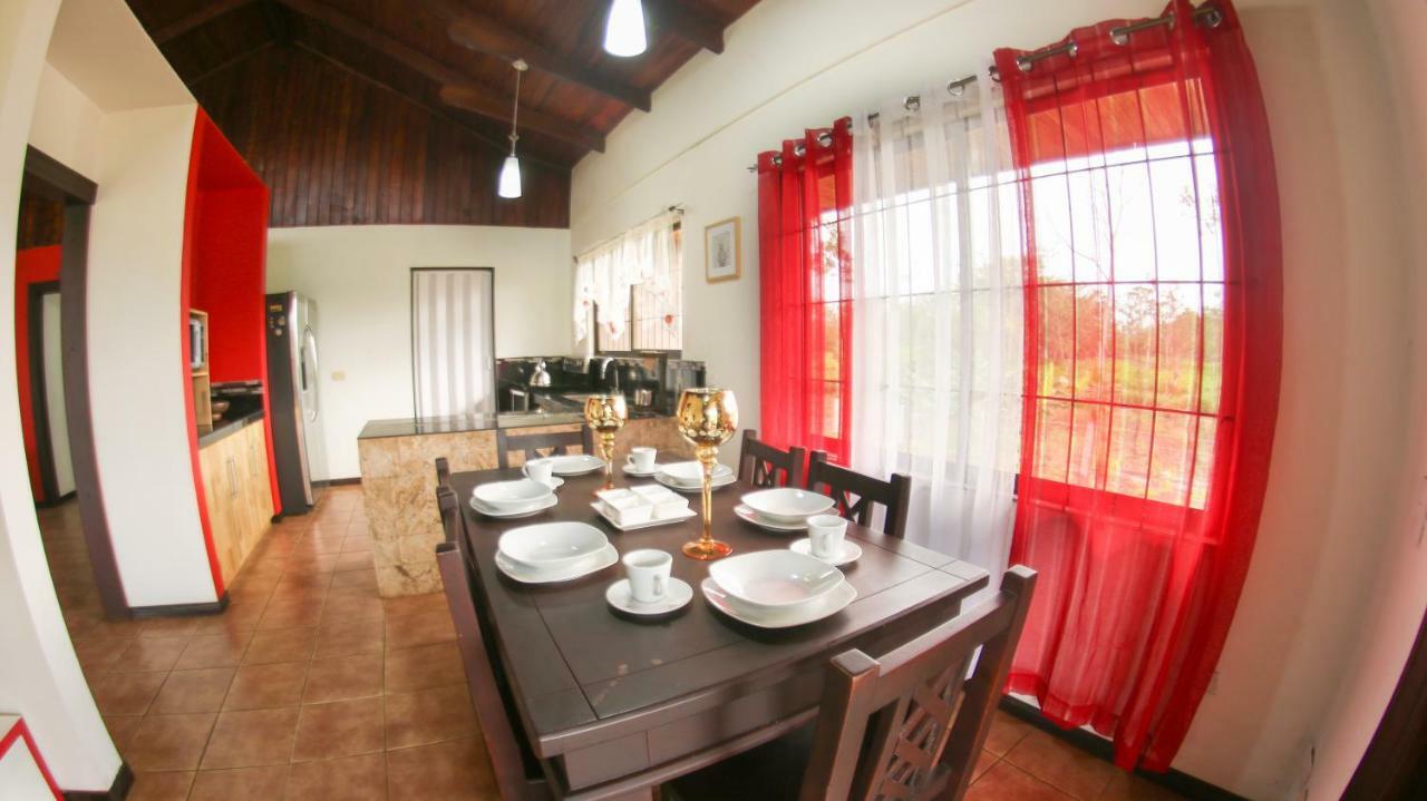 Villa Hortensias La Fortuna Extérieur photo